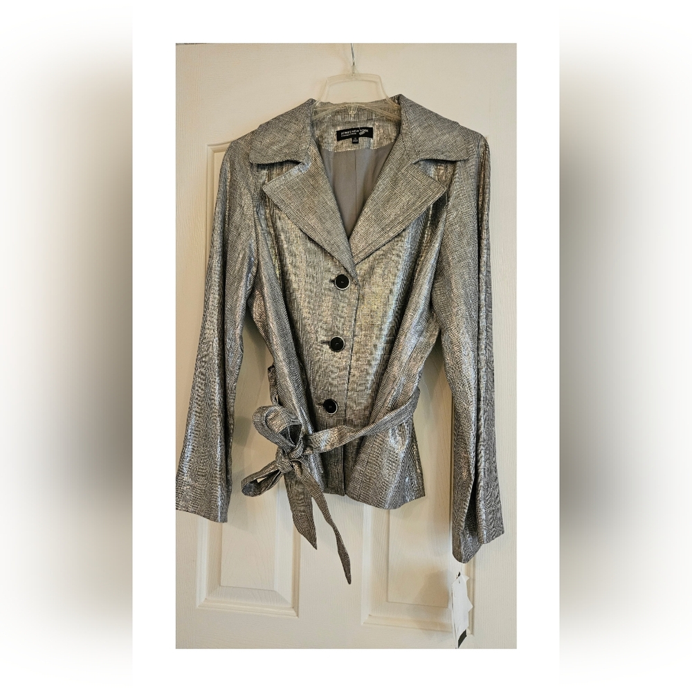 Jones New York Shiny Silver Belted Blazer